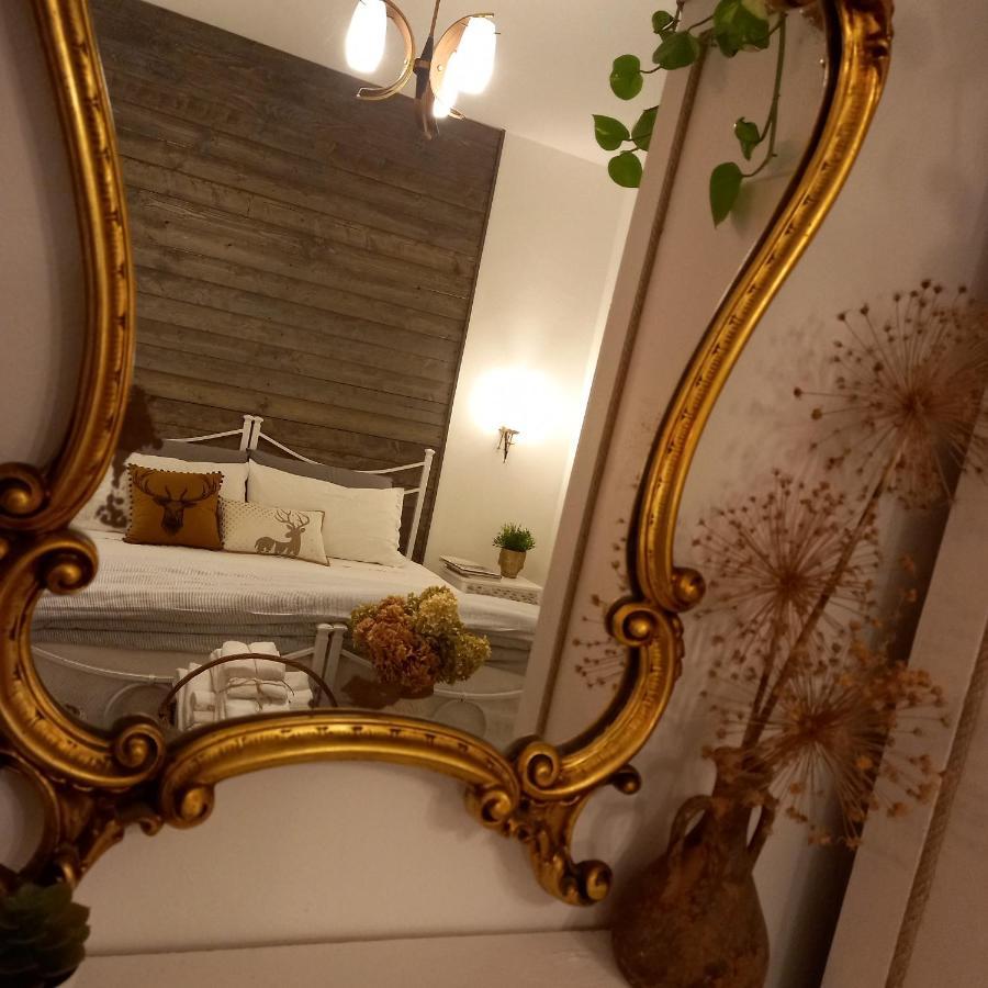 Casa Fiorita 22 Porto Ceresio Lägenhet Exteriör bild